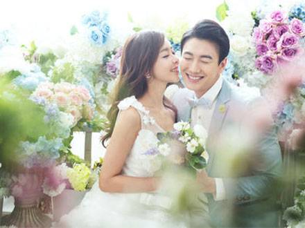 花匠韩婚纱摄影加盟